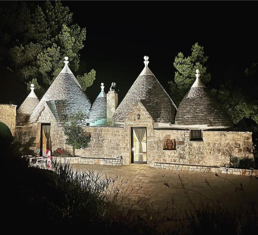 Trullo Bosco Libero Ostuni Villa Eksteriør bilde